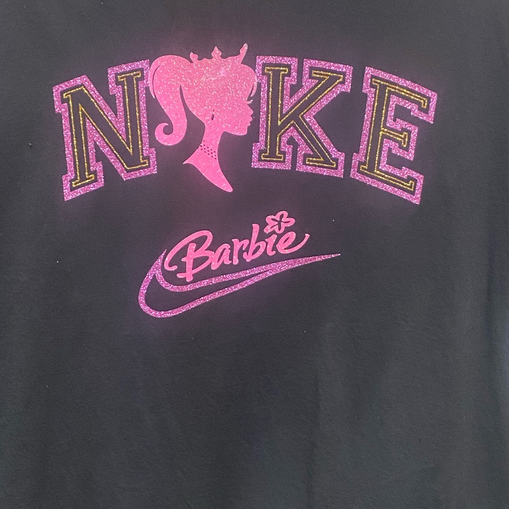 "Barbie" DONE IN ALL GLITTER BRAND NEW Graphic Tee Size Large
